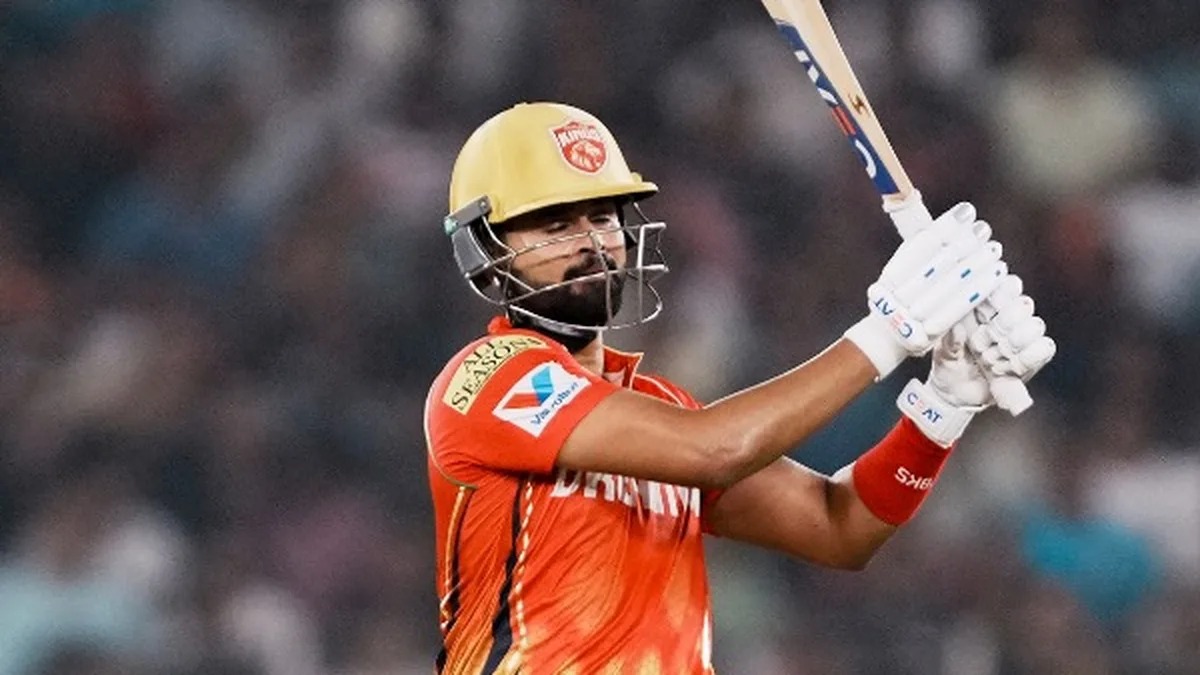 Shreyas Iyer biography: Shreyas Iyer batting for Punjab Kings