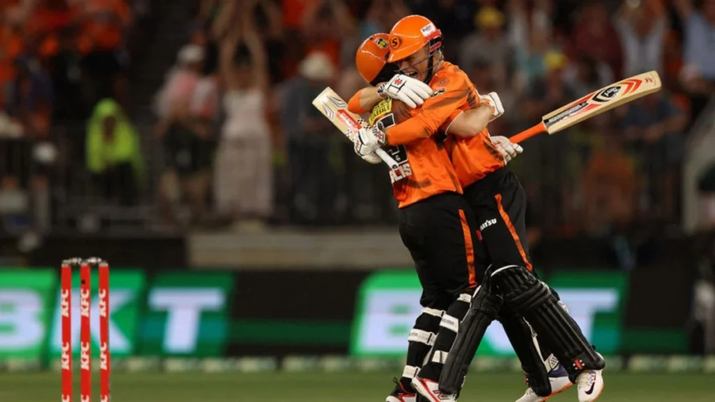 BBL 16: Perth Scorchers batters Josh Inglis and Cooper Connolly embrace after scoring the winning runs in the Big Bash League final